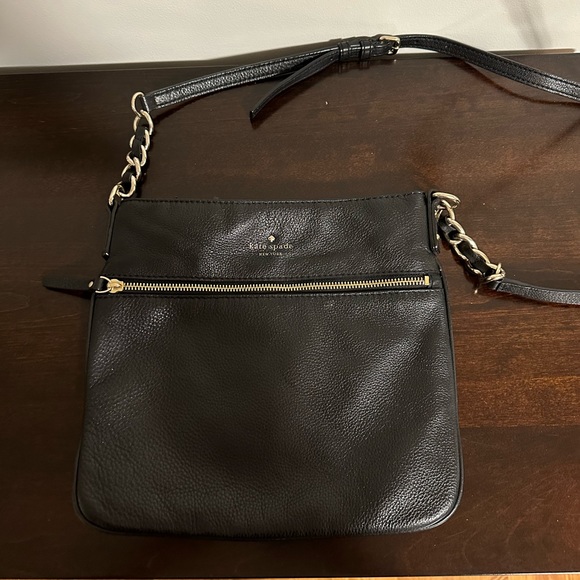 Excellent condition black Kate Spade Crossbody bag - Picture 1 of 6